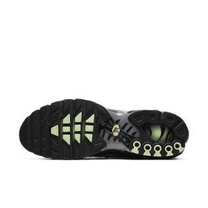 nike-air-max CZ7552-001