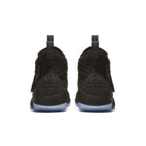 nike-lebron 897646-001