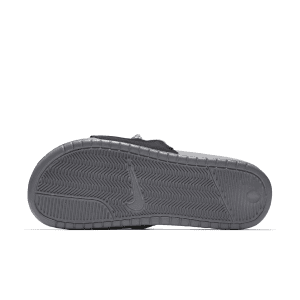 nike-benassi AO1037-001
