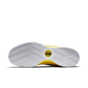 nike-kyrie 705277-737