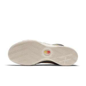 nike-kyrie 812653-071