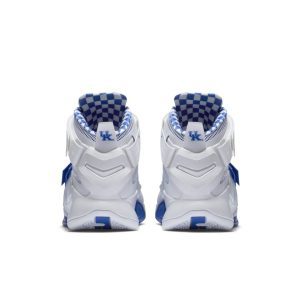 nike-lebron-soldier 749490-104