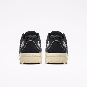 converse-sneaker 168212C