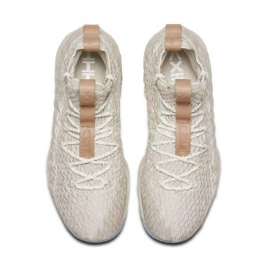 nike-lebron-15 897648-200