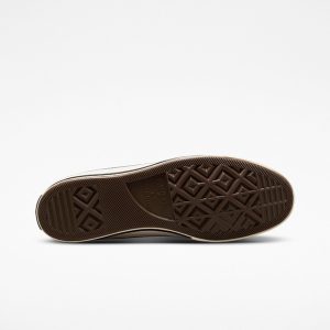 converse-chuck-taylor-all-star A03447C