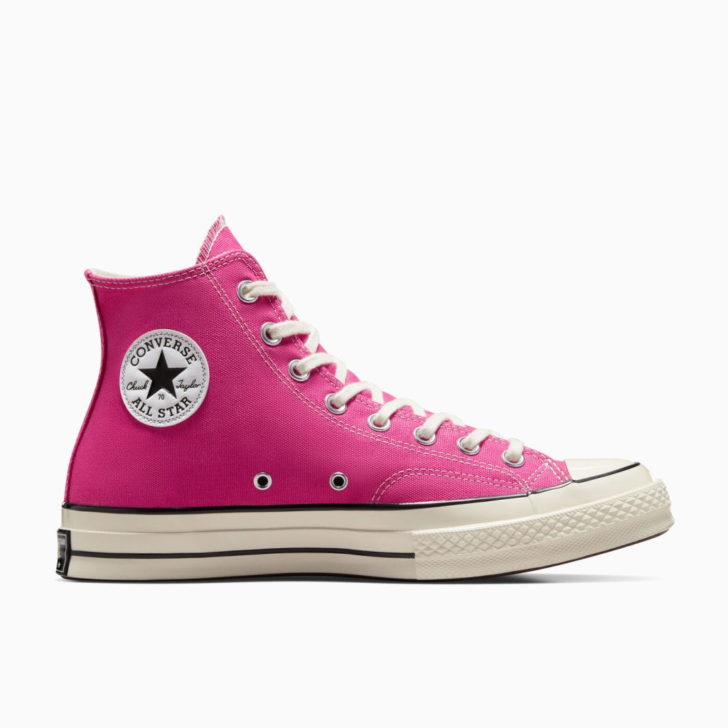 converse-chuck-taylor-all-star A04594C