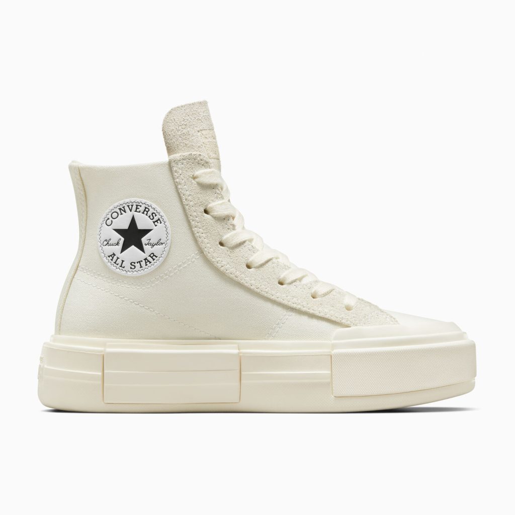 converse-chuck-taylor-all-star A04688C