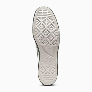 converse-chuck-taylor-all-star A06688C