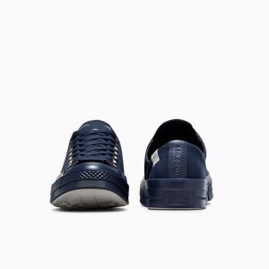 converse-chuck-taylor-all-star A06689C