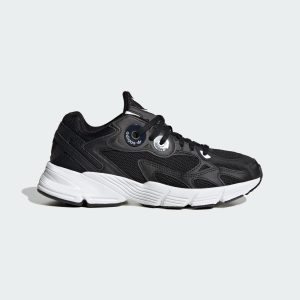 adidas Astir Core Black / Core Black / Cloud White (IE9886)