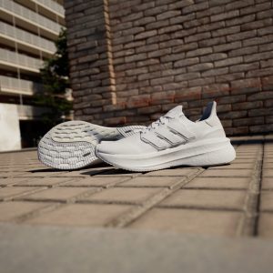 adidas-ultraboost ID8813