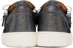 giuseppe-zanotti-may RU20062