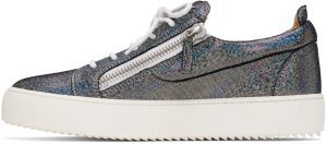 giuseppe-zanotti-may RU20062
