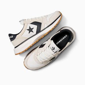 converse-sneaker A13375C