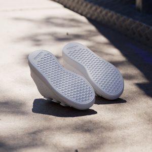 adidas-advantage ID1305