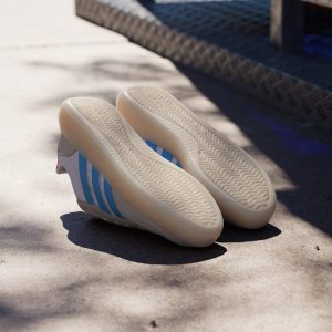adidas-barreda-decode JR3516