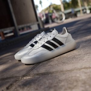 adidas-barreda-decode JR7224