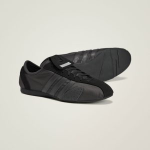 Adidas adidas by Stella McCartney Sportswear 76 Sportschoenen Core Black / Core Black / Core Black (JR7587)