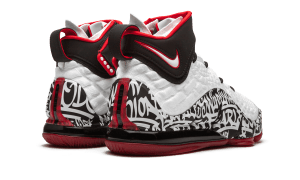 nike-lebron-17 CT6047-100