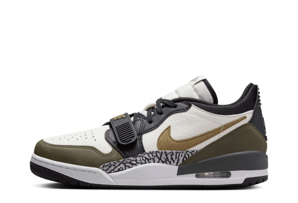 air-jordan-2-low CD7069-120