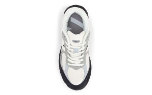 new-balance-2002r M2002RBA