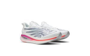 new-balance-fuelcell MRCELLE3