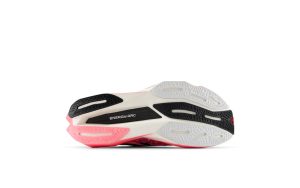 new-balance-fuelcell-supercomp-elite-v4 WRCELCP4