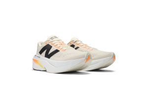 new-balance-fuelcell-supercomp WRCXCA4