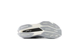 new-balance-fuelcell-supercomp-elite-v4 MRCELVD4