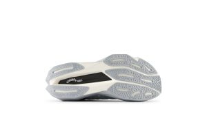 new-balance-fuelcell-supercomp-elite-v4 WRCELVD4