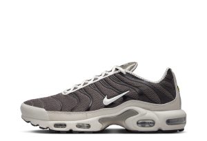Nike Air Max Plus Year of the Snake (IB7679-200)