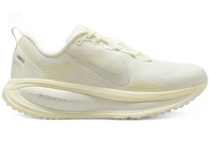 Nike Vomero 18 Sail Coconut Milk (HM6804-110)