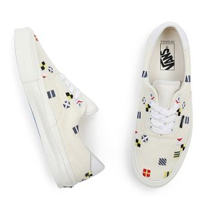 vans-style VN0A4UVGAR9