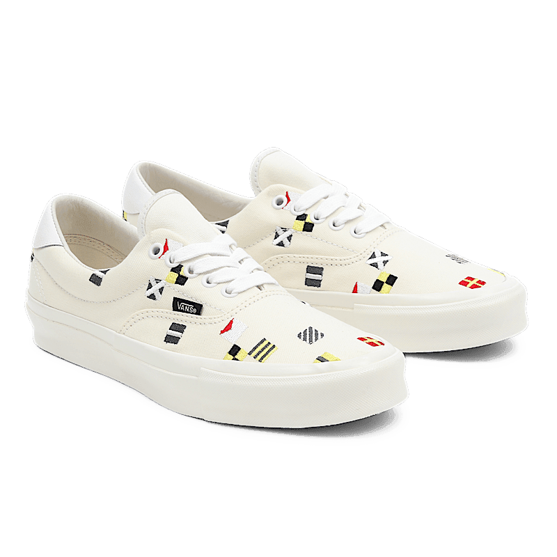 vans-style VN0A4UVGAR9