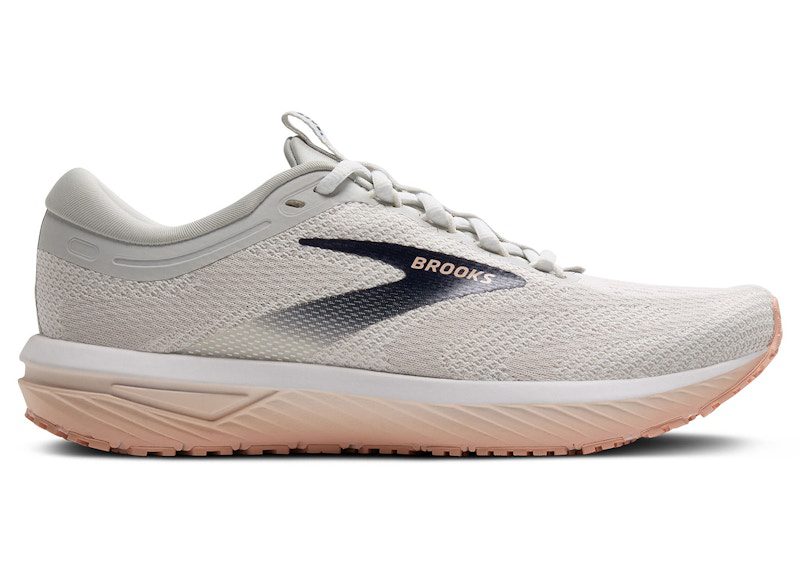 brooks-revel-7 120424-1B-195