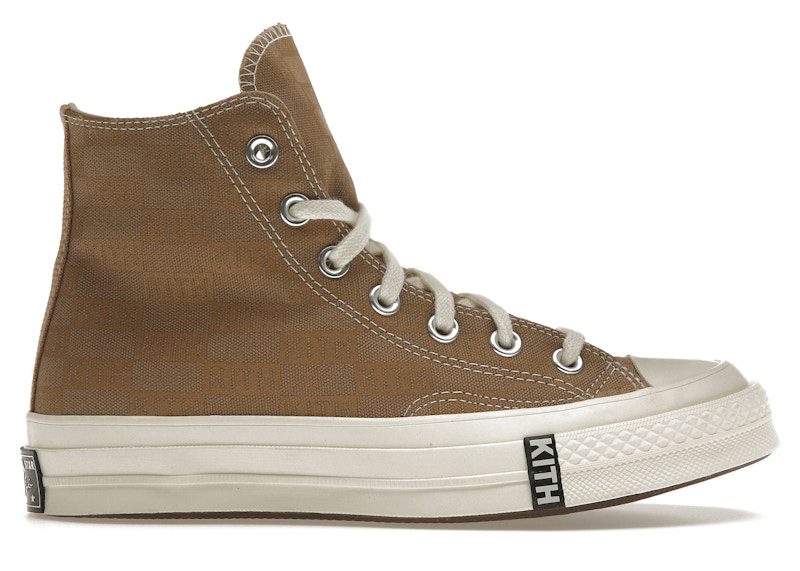 converse-chuck-taylor-all-star A01623C