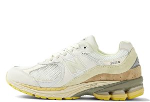New Balance 2002R AURALEE Yellow Beige (M2002RE1)