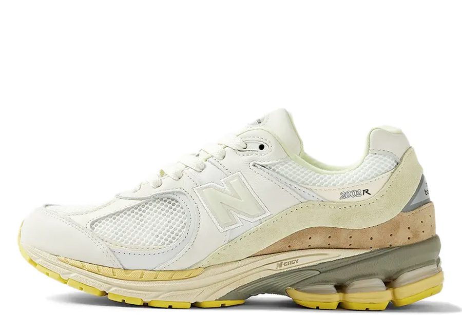 new-balance-2002r M2002RE1