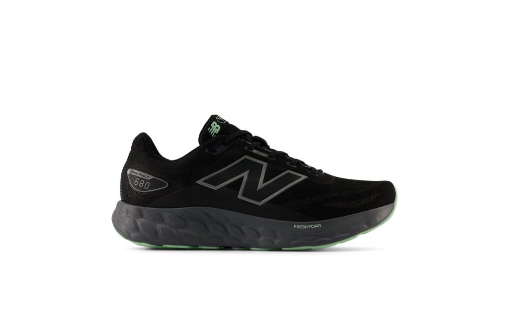 new-balance-fresh-foam M680WBK8