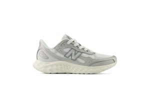 New Balance Fresh Foam Arishi v4 Silver Metallic Reflection White (WARISTS4)