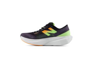 new-balance-fuelcell-rebel WFCXCG4