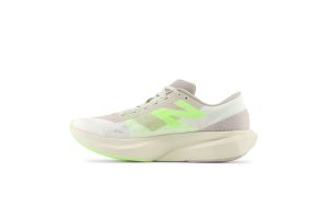 new-balance-fuelcell-rebel MFCXLUM