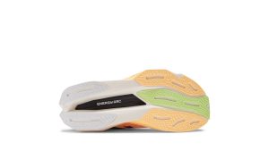 new-balance-fuelcell-supercomp-elite-v4 WRCELLA4