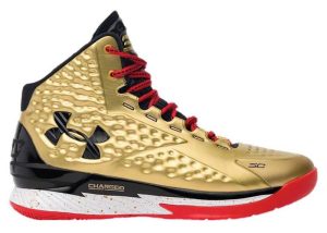 under-armour-curry-1 3026048-900