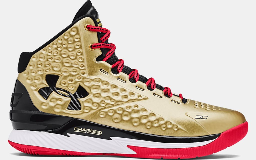 under-armour-curry-1 3026048-900