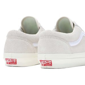 vans-style VN0A4BVEQJM