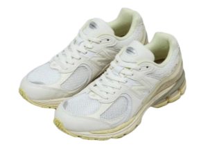 New Balance 2002R AURALEE White (M2002RA1)