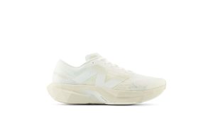 New Balance FuelCell Rebel v4 White Linen (MFCXLJ4)