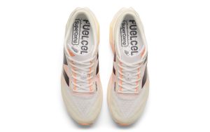 new-balance-fuelcell-supercomp-elite-v4 MRCELCW4