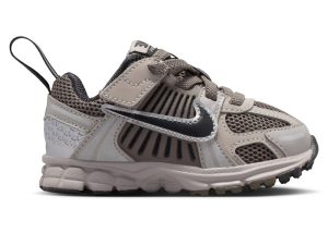 Nike Vomero 5 College Grey Cave Stone Metallic Silver Black (HF7000-010)